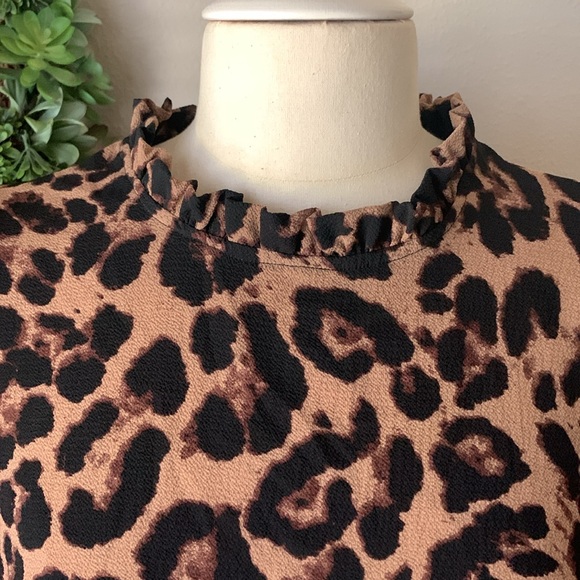 SHEIN black & leopard blouses - Picture 3 of 10